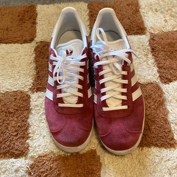 adidas Shoes - ADIDAS RED SUEDE GAZELLE. MENS 8.5/WOMENS 10.5